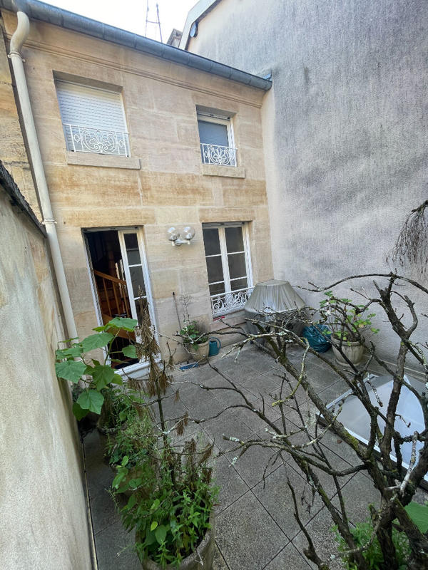 Maison - 92 m² - 4 pièces