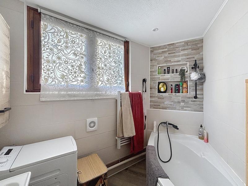 Appartement - 77 m² - 3 pièces