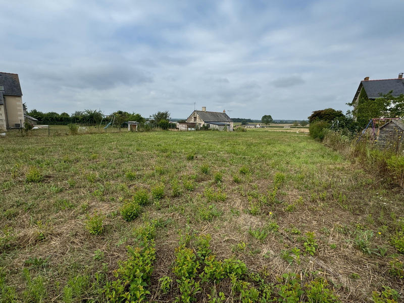 Terrain constructible - 1 970 m²