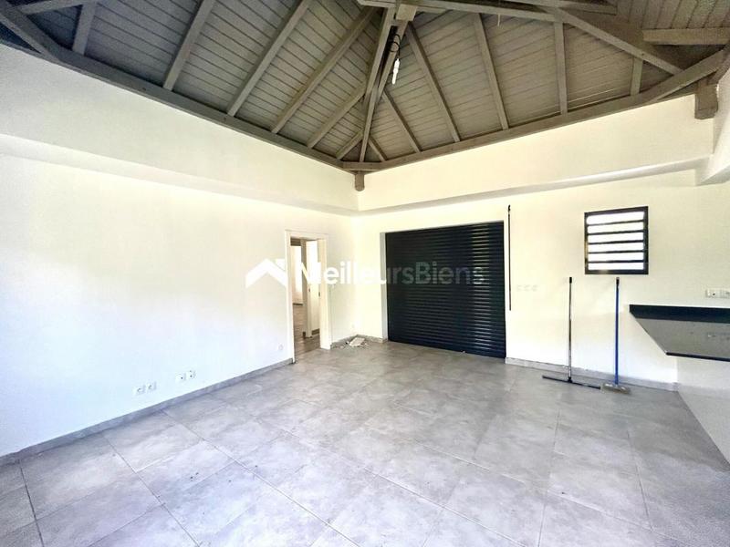 Maison - 95 m² - 3 pièces