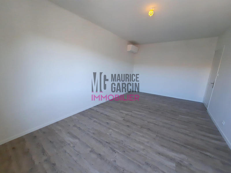 Appartement - 97 m² - 3 pièces