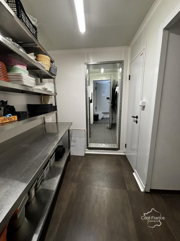 Fonds de commerce - Local commercial - 104 m²