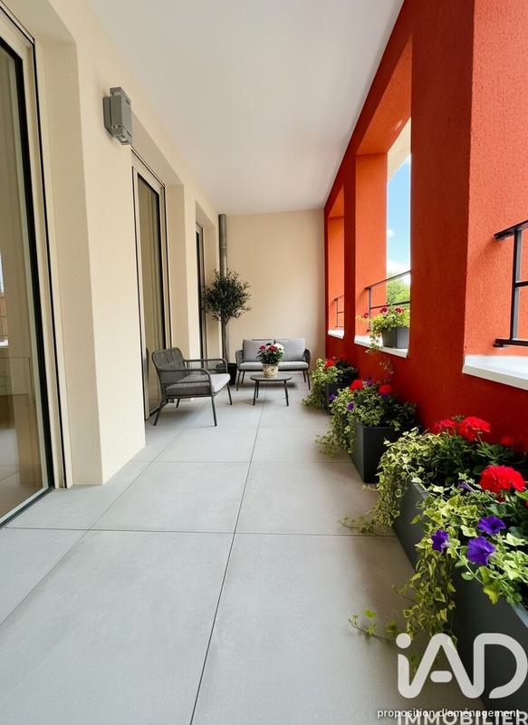 Appartement - 64 m² - 3 pièces