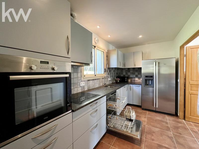 Maison provençale - 256 m² - 9 pièces