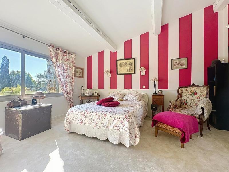 Maison d'architecte - 255 m² - 6 pièces