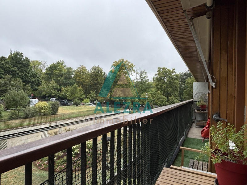 Appartement - 86 m² - 4 pièces