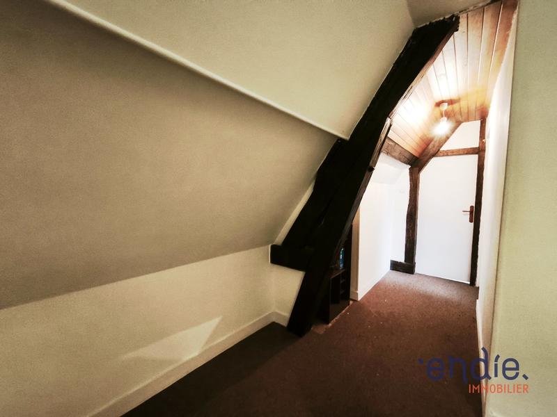 Maison - 94 m² - 5 pièces