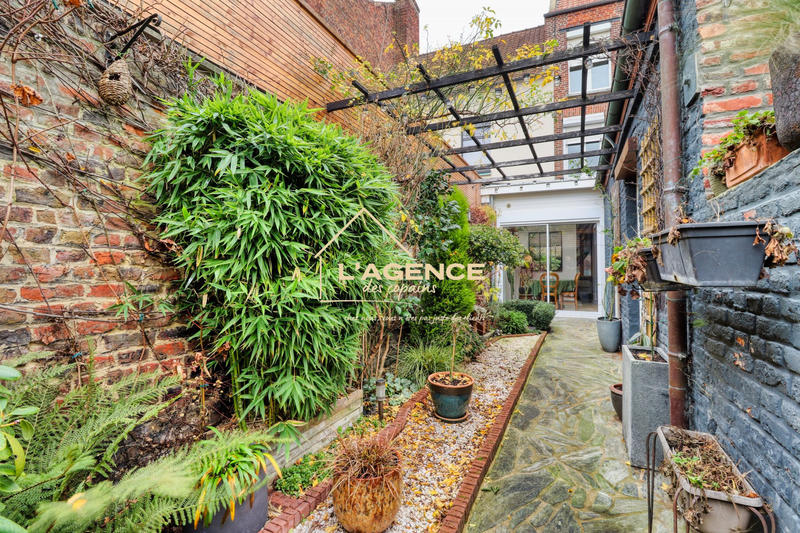 Maison - 111 m² - 5 pièces