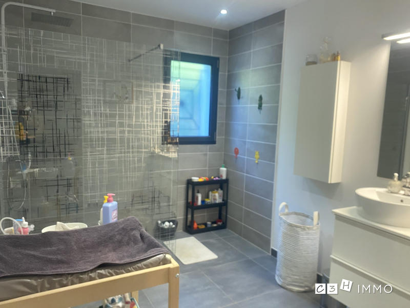 Maison - 118 m² - 5 pièces