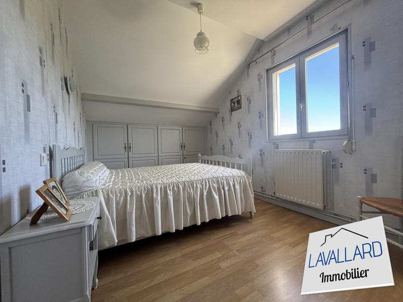 Maison - 176 m² - 7 pièces