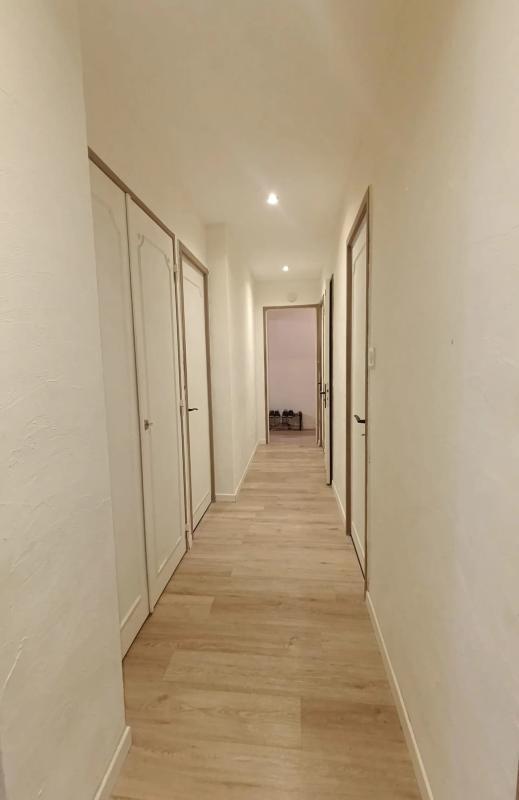 Appartement - 87 m² - 6 pièces