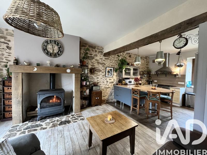 Maison - 140 m² - 5 pièces