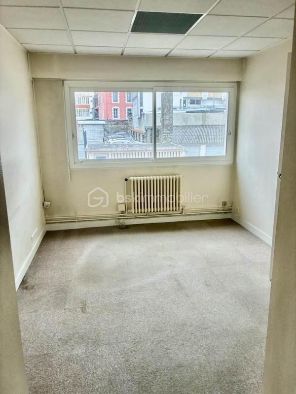 Appartement - 165 m² - 9 pièces