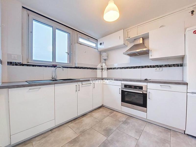 Appartement - 84 m² - 4 pièces