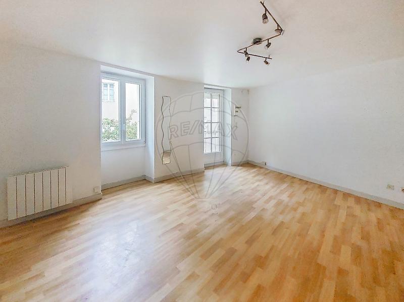 Studio - 24 m² - 1 pièce