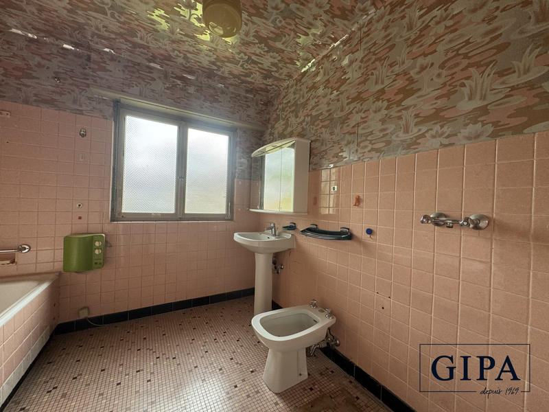 Maison ancienne - 104 m² - 3 pièces