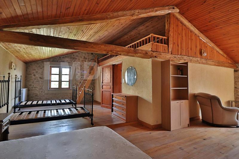 Maison de village - 112 m² - 5 pièces