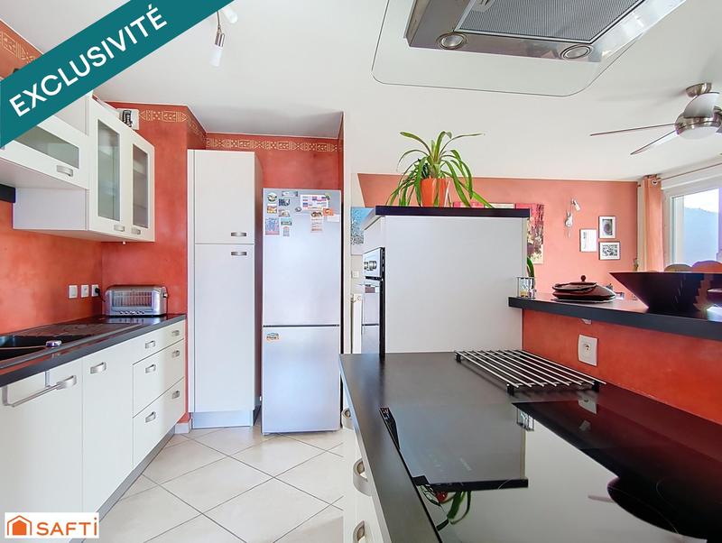 Appartement - 82 m² - 4 pièces