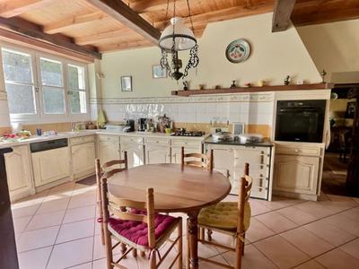 Longère - 279 m² - 7 pièces