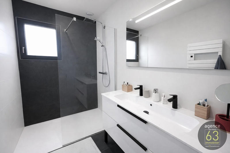 Maison contemporaine - 148 m² - 5 pièces