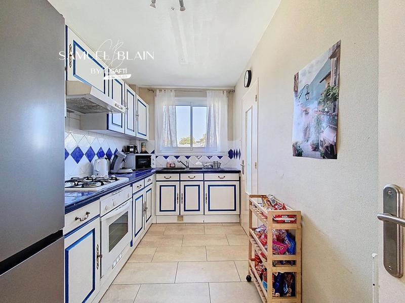 Appartement - 64 m² - 5 pièces