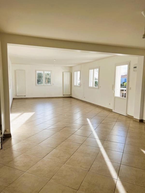 Maison - 128 m² - 5 pièces