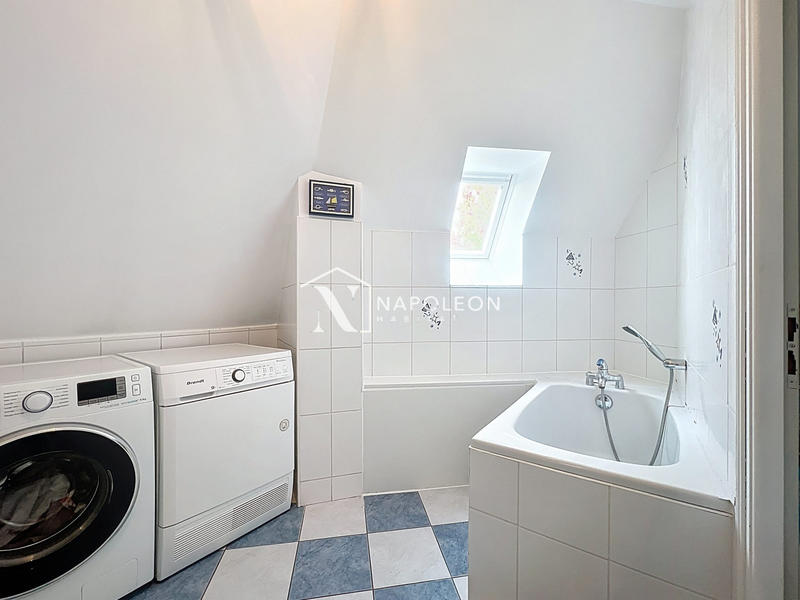 Maison - 190 m² - 6 pièces