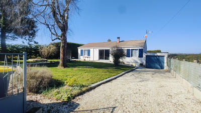 Maison - 96 m² - 5 pièces