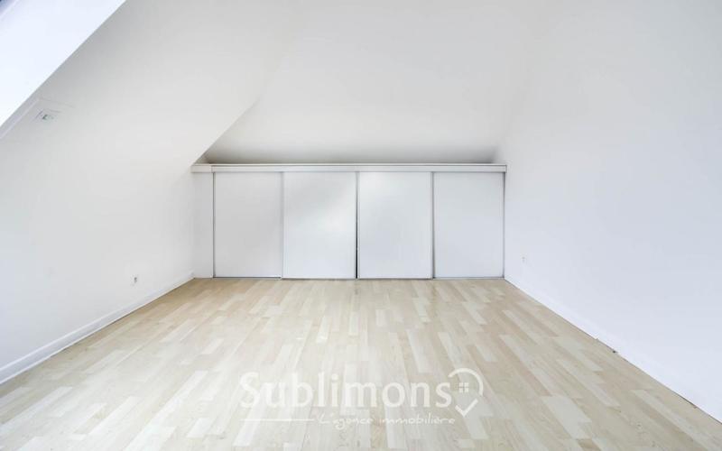 Demeure - 175 m² - 6 pièces