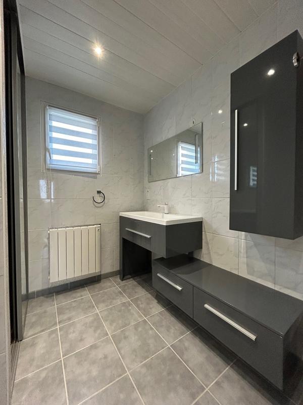 Maison - 80 m² - 4 pièces