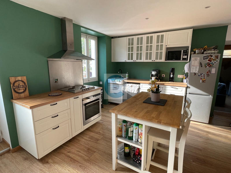 Maison - 84 m² - 3 pièces