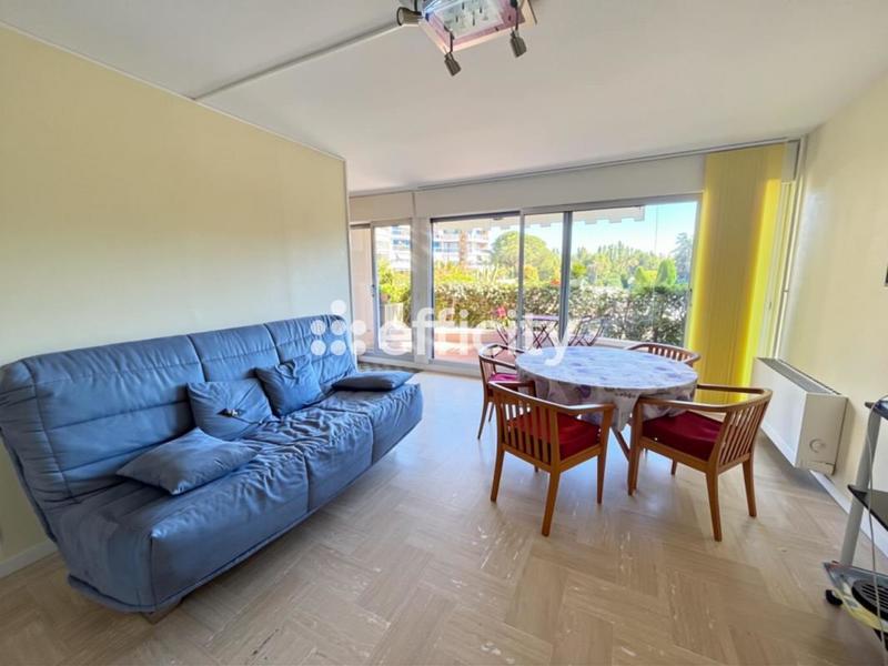 Appartement ancien - 34 m² - 1 pièce