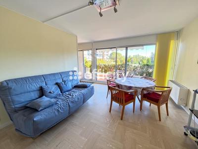 Appartement ancien - 34 m² - 1 pièce