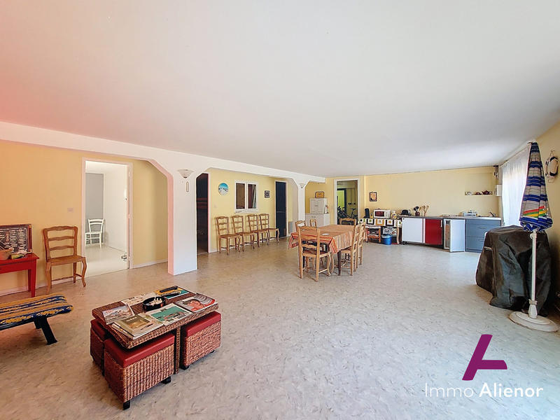 Appartement - 105 m² - 3 pièces