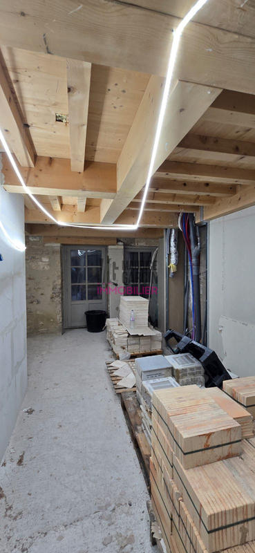 Maison - 200 m² - 6 pièces