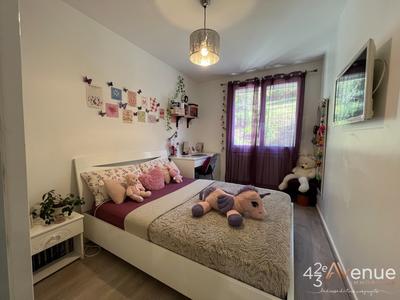 Appartement - 96 m² - 5 pièces