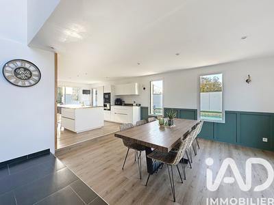 Maison - 176 m² - 6 pièces