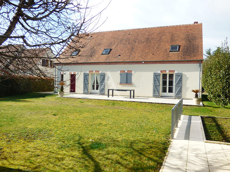Maison - 171 m² - 6 pièces