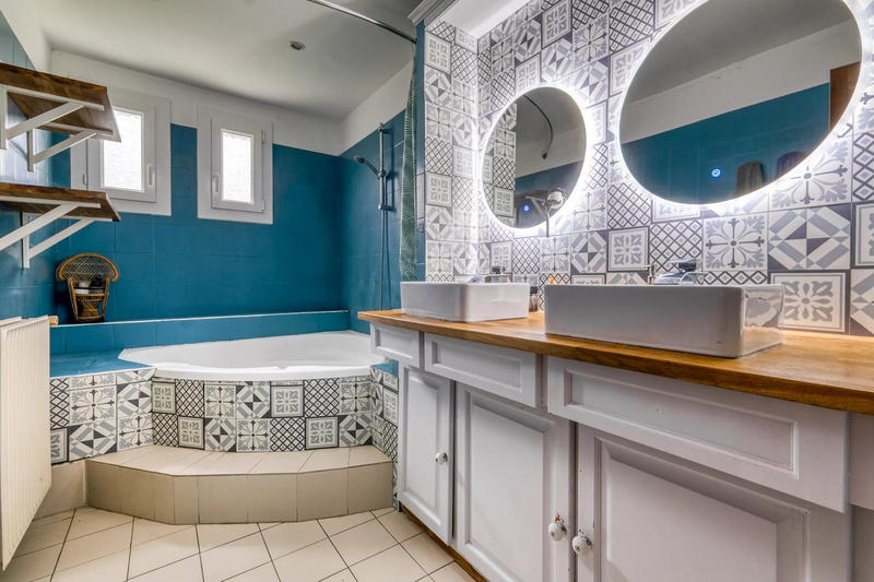 Maison - 148 m² - 7 pièces