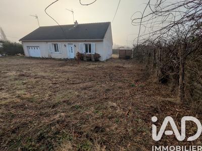 Maison - 92 m² - 5 pièces