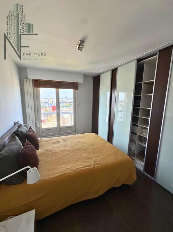 Appartement - 110 m² - 4 pièces