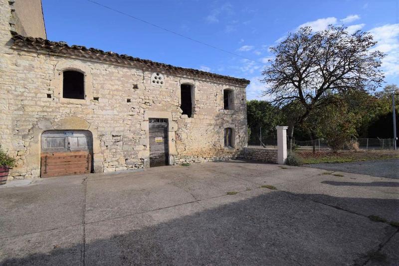 Corps de ferme - 800 m² - 8 pièces