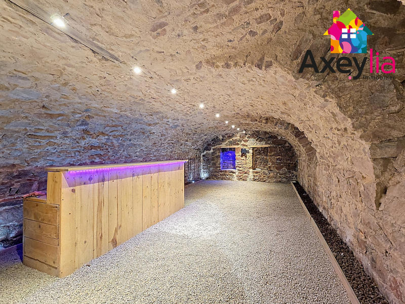 Appartement - 130 m² - 3 pièces