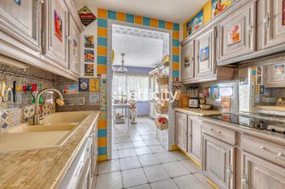 Pavillon - 130 m² - 5 pièces