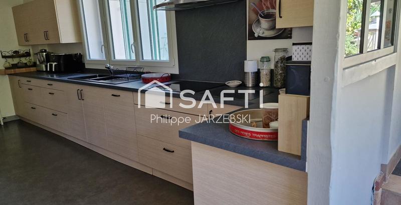 Maison - 158 m² - 5 pièces