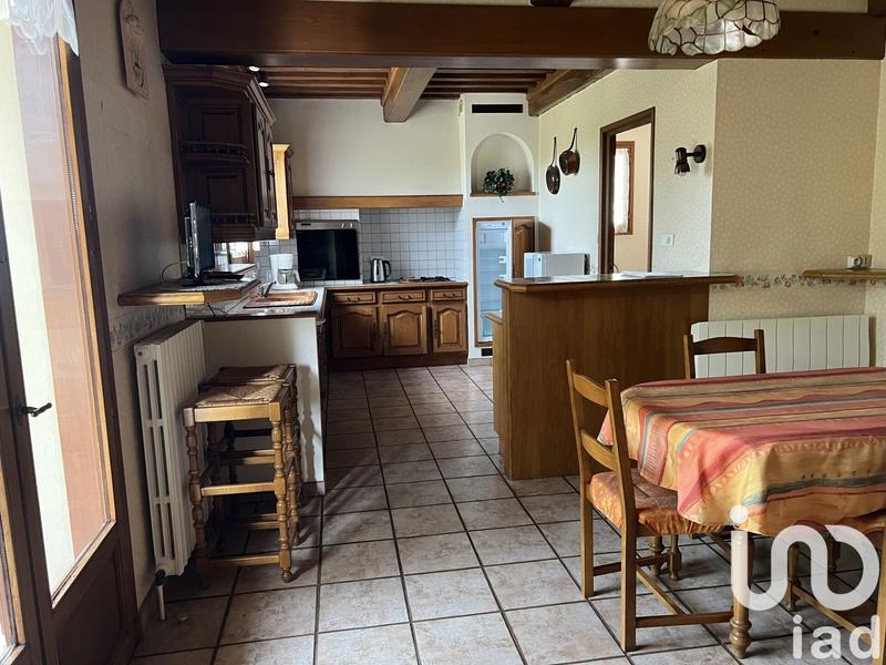 Maison - 252 m² - 7 pièces