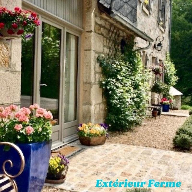 Maison - 298 m² - 9 pièces