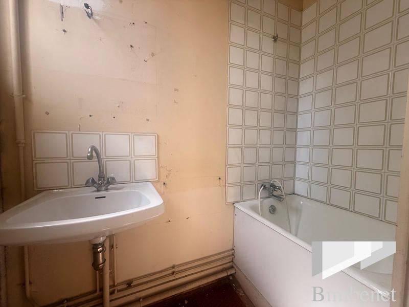 Appartement - 85 m² - 4 pièces