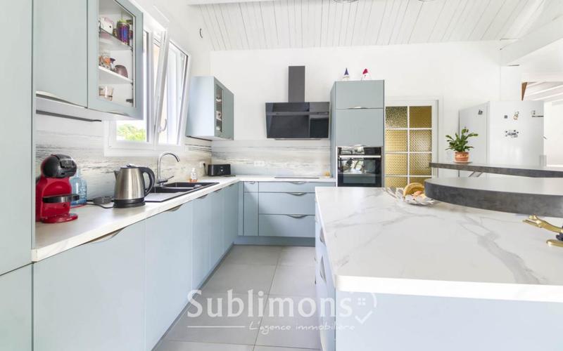 Maison - 158 m² - 6 pièces