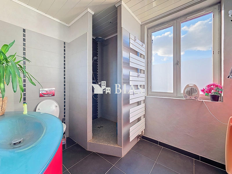 Maison - 132 m² - 7 pièces